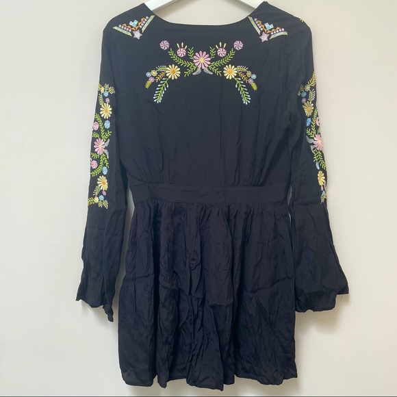 Black & floral boho mini dress - Picture 4 of 7